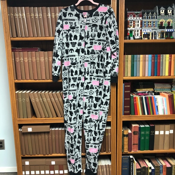 Star Wars Other - FINAL PRICE Star Wars onesie